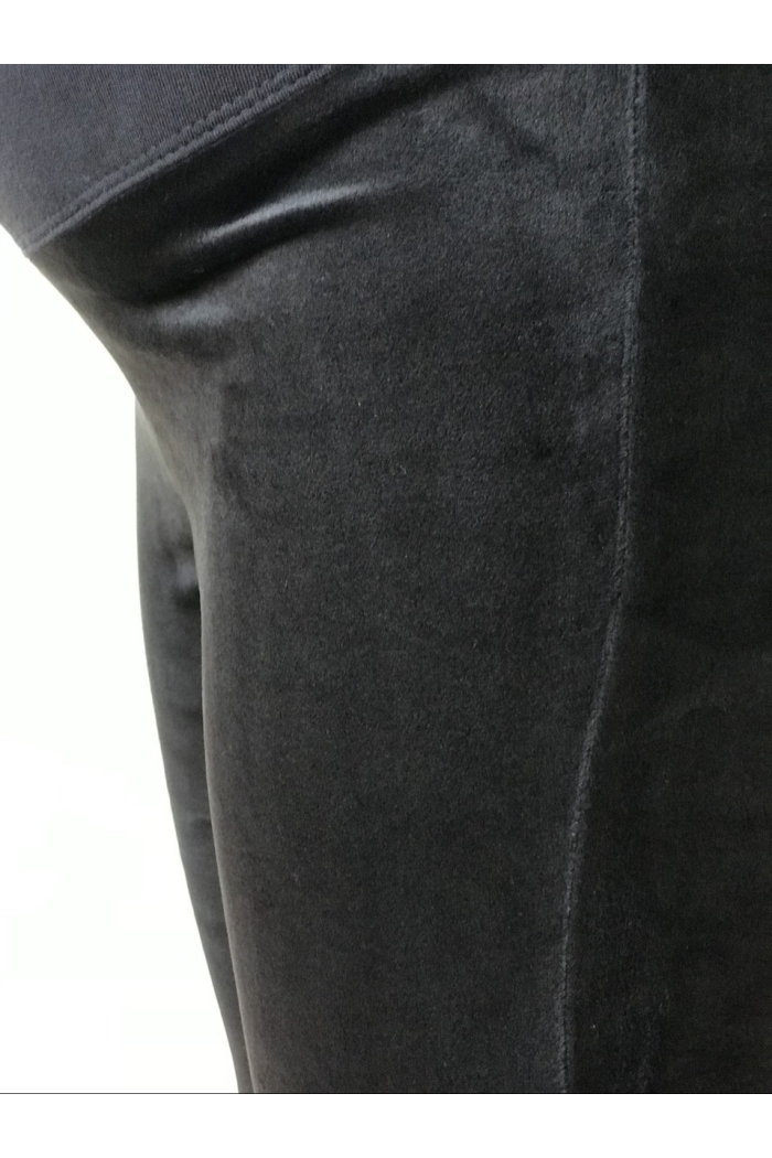 Лосины женские для беременных утепленные мягкие велюровые на плюше черного цвета