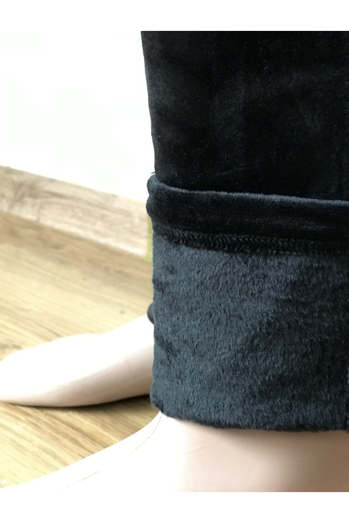 Лосины женские для беременных утепленные мягкие велюровые на плюше черного цвета